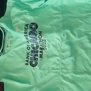 Mens Chicago Marathon 2023 Medium Nike Shirt